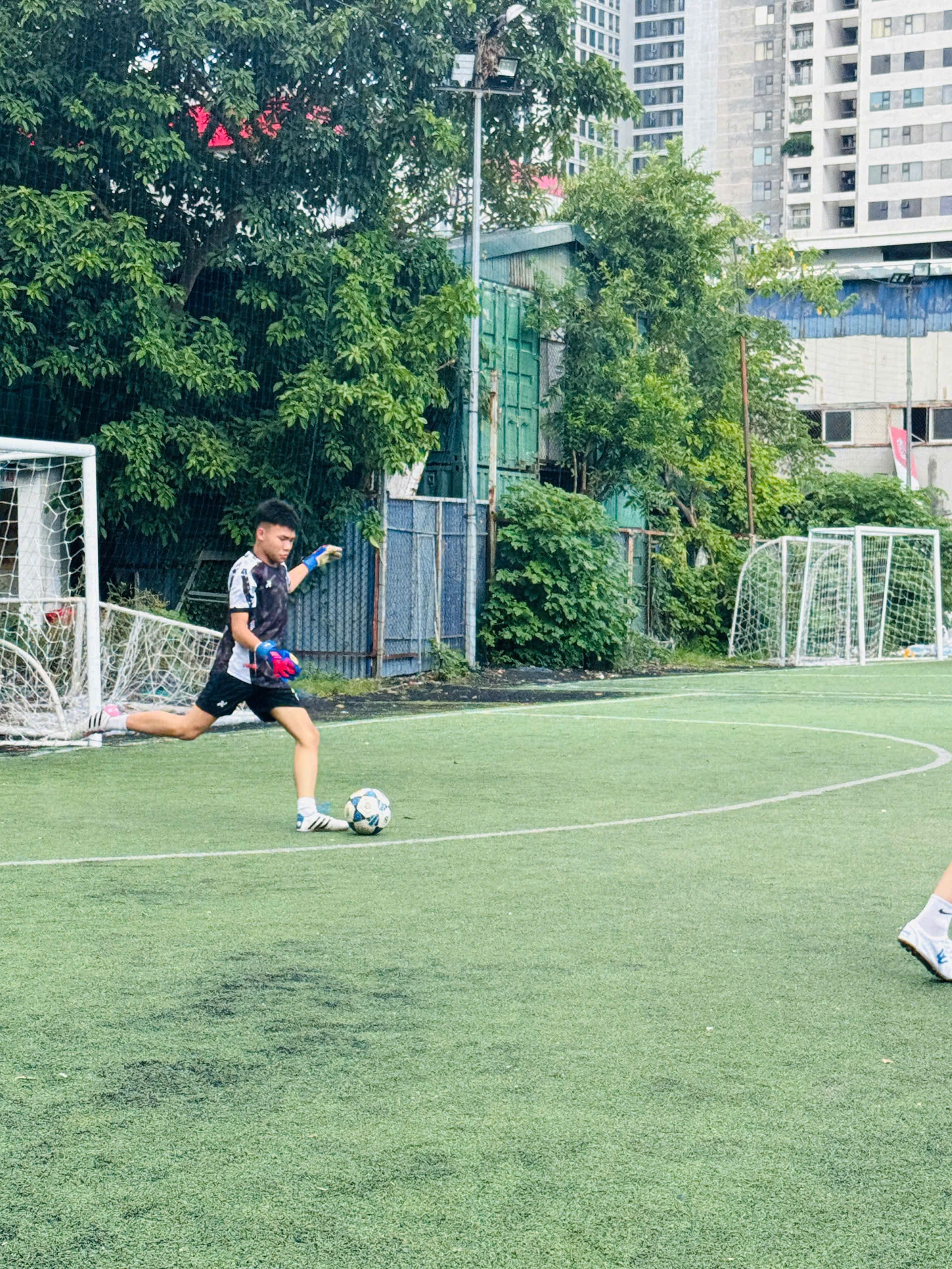 photos/NH2025-2026/Bong_da.9.8/z6892920008555_116b9f78654c2828e2363925c7ebdac9.jpg